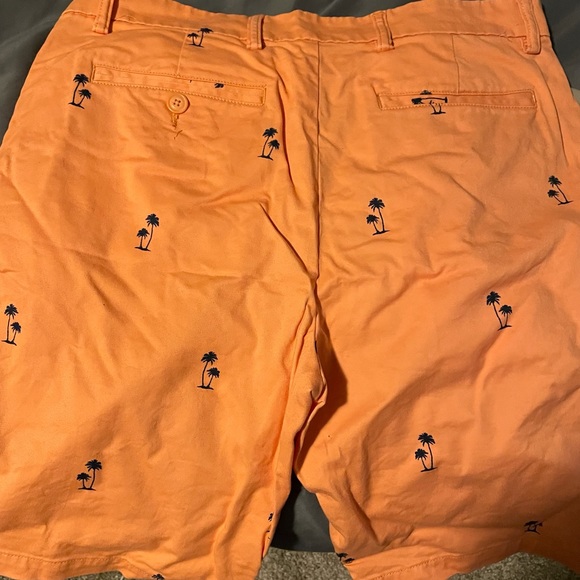 Cargo shorts - Picture 3 of 3